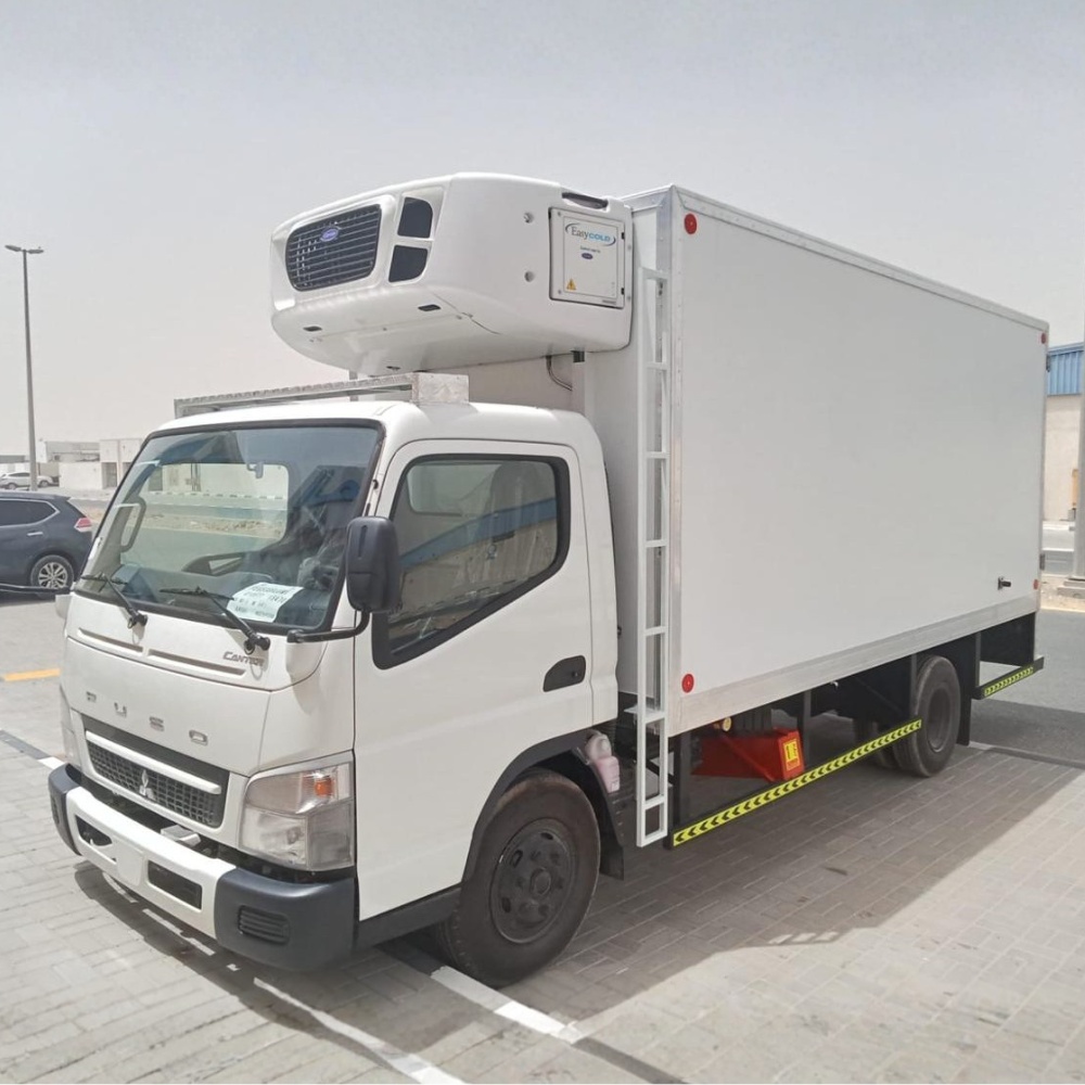 Self Diesel Engine Refrigerated Truck