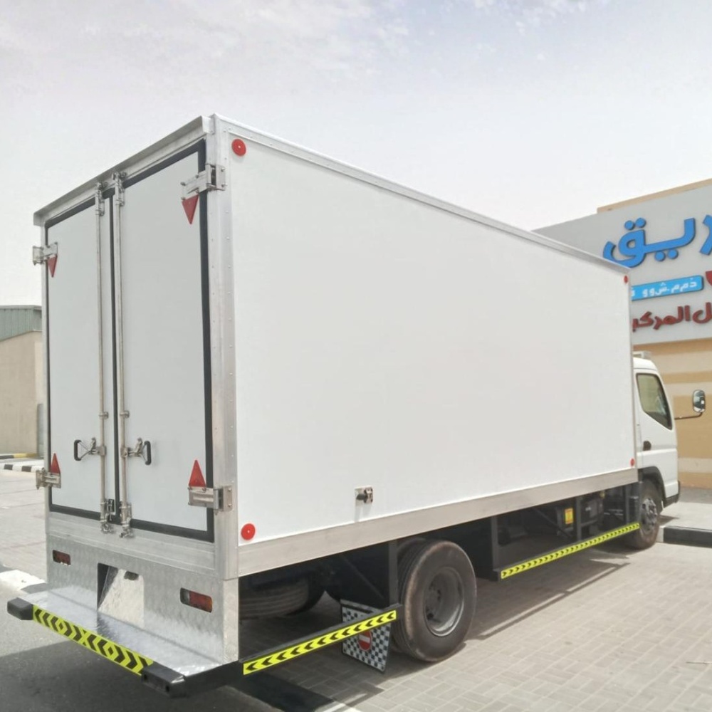 Self Diesel Engine Refrigerated Truck