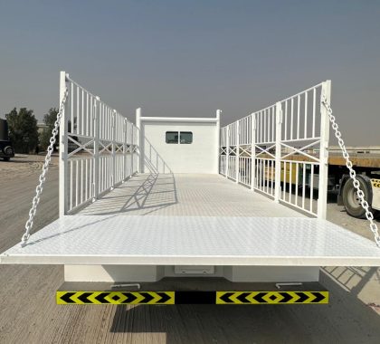 Flat Bed - With Romovable Grills & Poles