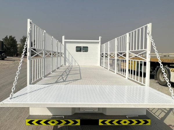 Flat Bed - With Romovable Grills & Poles