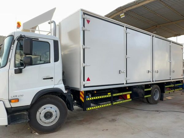 Metal Dry Box - with Side Doors 9